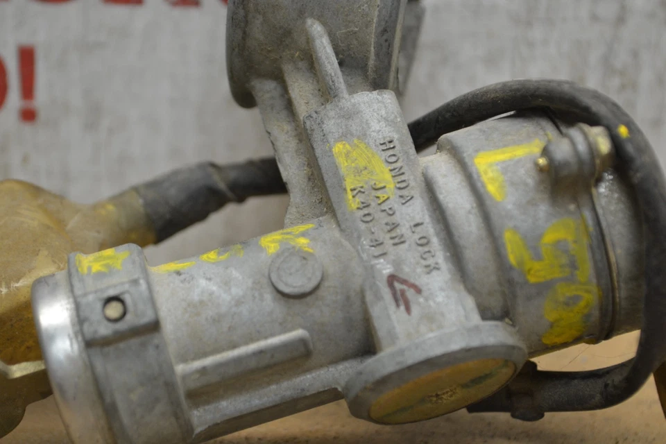 Interruptor de bloqueo de encendido K40-41 Honda Civic CRX 1986-89 con llave OEM 70-10F6 Bx 5 Foto 2 de 4