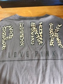 Victoria Secret Love Pink Leopard Long Sleeve T-Shirt Womens Sz Small