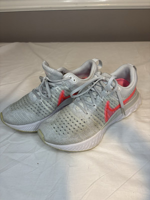 Nike Womens React Infinity Run Flyknit 2 Shoes CT2423-004 Size 8 Platinum