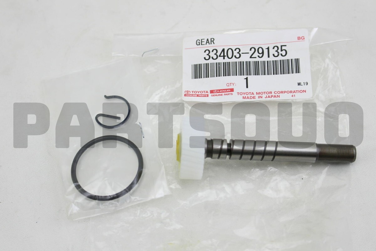 3340329135 Genuine Toyota GEAR SUB-ASSY, SPEEDOMETER DRIVEN