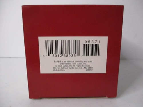 Hallmark Keepsake Ornament Holiday Barbie Collector's Series 1996 In Box - Picture 11 of 11