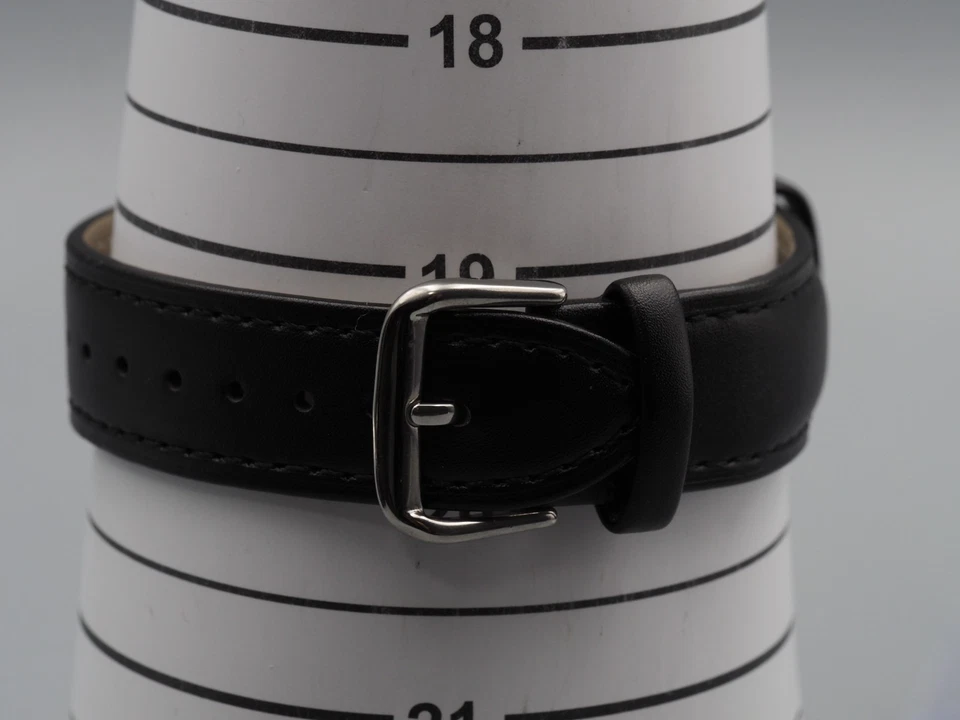 Serviced *Near Mint* Seiko Alpinist 8F56-00D0 SBCJ021 Quartz Mens Watch Japan - Image 3 of 4