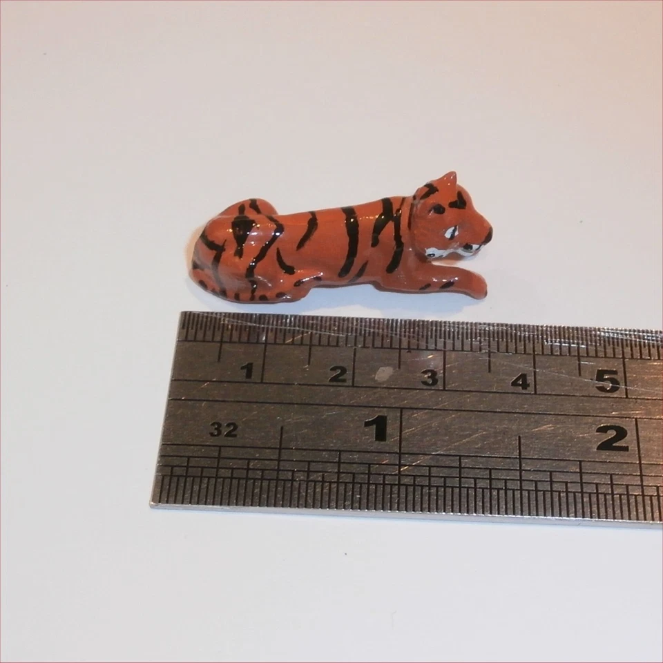 Corgi Toys 1139 Chipperfields Menagerie Cage Tiger Laying Down - Image 3 of 4