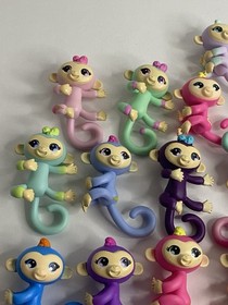 Fingerlings Monkeys Minis Lot of 20 Series 1 & Series 2