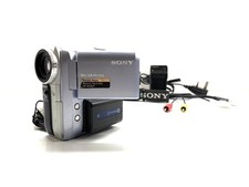 SONY DCR-PC105E Mini DV Tape Digital Video Camera HANDYCAM Complete Working Set