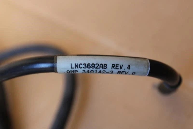 CABLE TIERRA BATERÍA JAGUAR XJR 1998 1999 2000 2001 2002 2003 LNC3692AB Foto 2 de 4