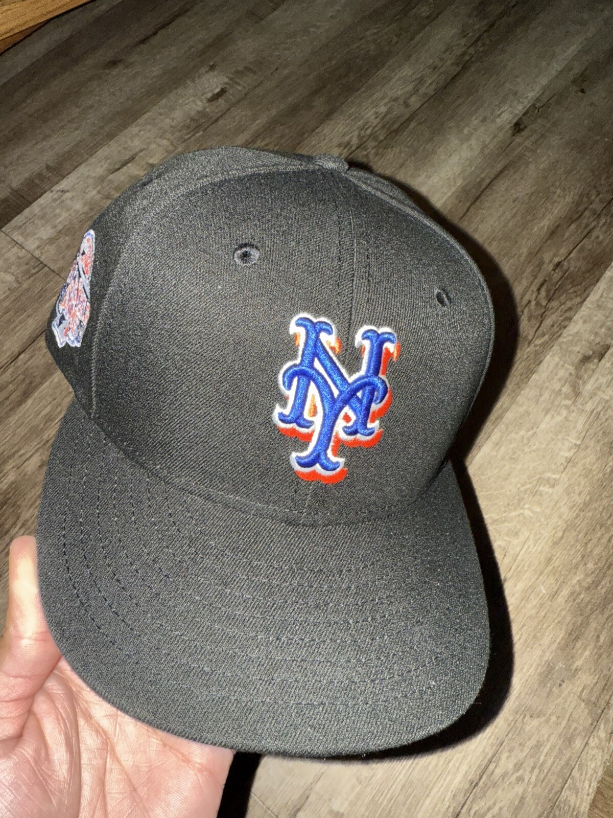 Hatclub Exclusive New York Mets new era hat size 7 3/8, used
