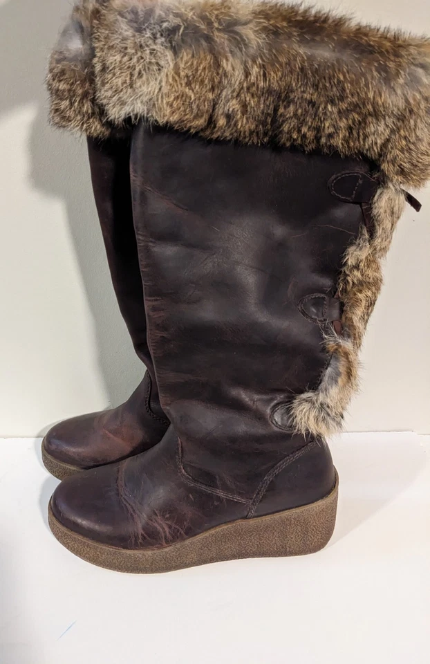 Botas Durand Cougar SPRUCE Feminina Tamanho 7 Marrom Alto Couro Cunha de Pele de Coelho - Imagem 3 de 4