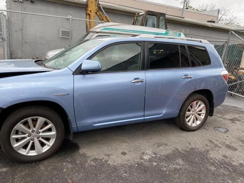 2008 2010 TOYOTA HIGHLANDER HYBRID FRONT LEFT MUD FLAP SPLASH GUARD OEM+ - Image 4 of 4