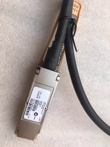 Genuine Cisco QSFP-H40G-CU1M 37-1317-03 1M 40 Gbps Transceiver Twinax DAC Cable - Afbeelding 2 van 6