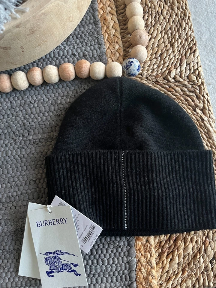 Gorro Burberry tejido envejecido caballero ecuestre negro cachemir $320 nuevo con etiquetas Foto 2 de 4