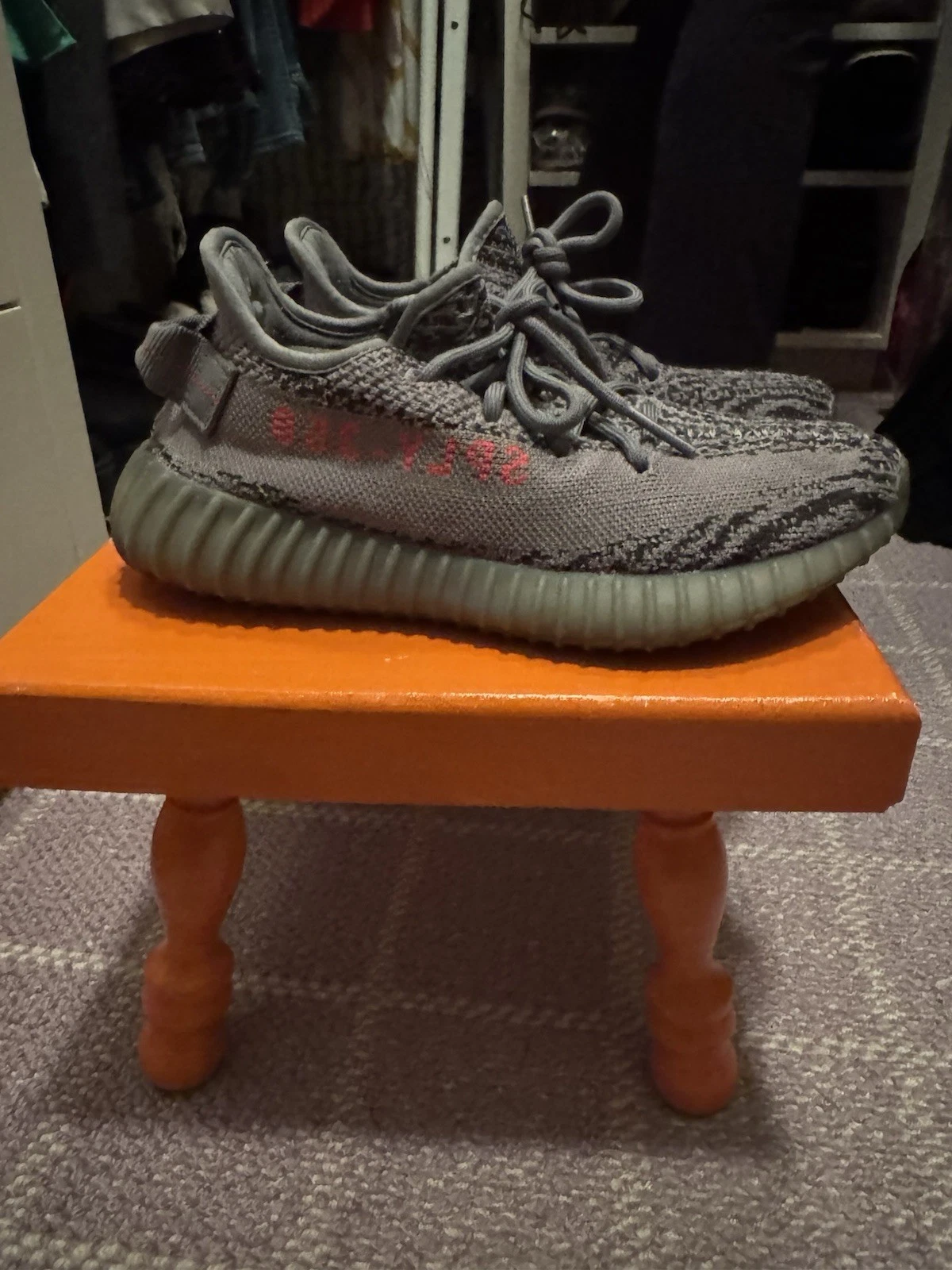 Taglia 5.5 Adidas Yeezy Boost 350 V2 Beluga senza scatola