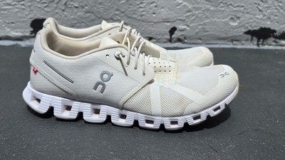 Women's On Running Cloud White Athletic Sneakers   Size 8   Lightweight Performa
