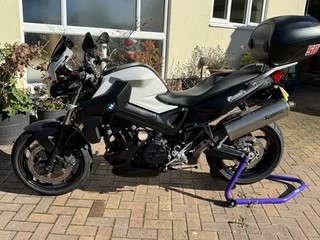 BMW F800R 2009 MOT May 2027 34k Mileage With Comfort Pack and Full Hard Luggage