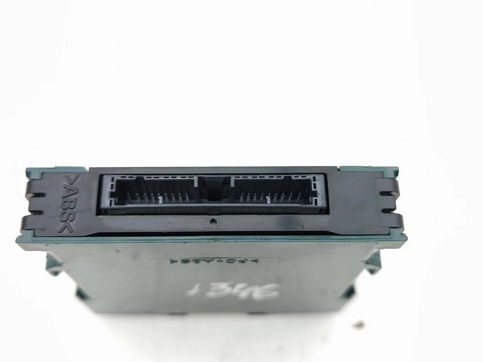 Lexus RX 450H 2020 Altri Dispositivi Di Controllo / Moduli 8934048150 AMD217308 - Immagine 2 di 4