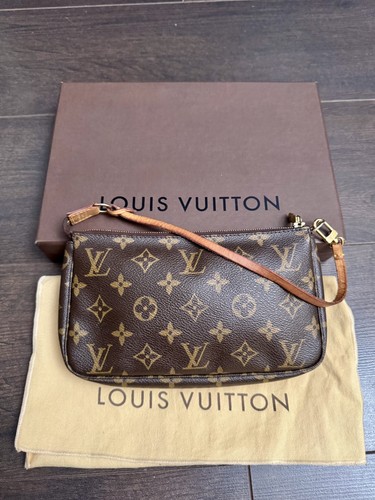 Authentic Louis Vuitton Pochette  Accessoires Monogram  AR2039 + Box & Dust Bag