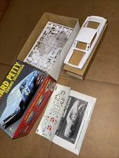 Polar Lights 1/25 #43 Richard Petty Ford Torino Talladega Incomplete