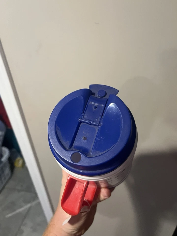 Victoria's Secret Pink Water Bottle Chug Mug Americana Red White Blue Flag 24 oz - Image 4 of 4