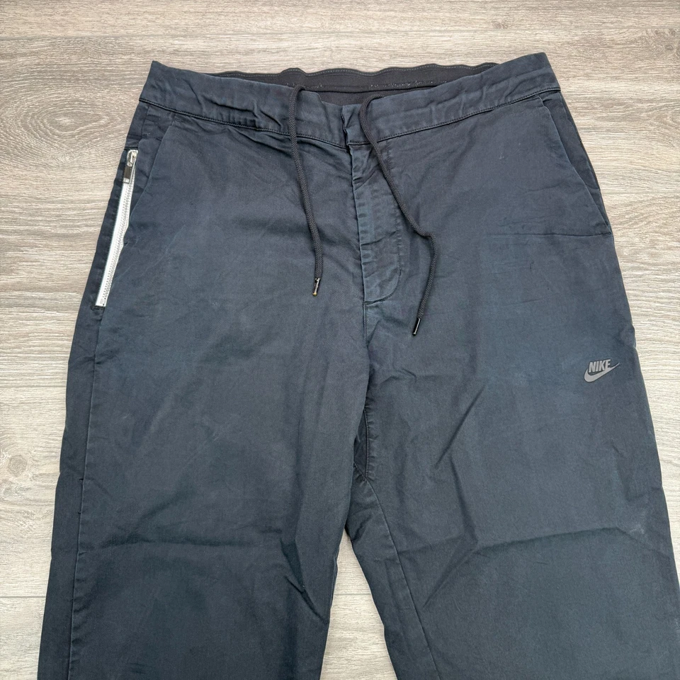 Nike Sportswear Essentials Men’s Woven Utility Pants Black Large 34 DD7032-010 - Image 2 of 4