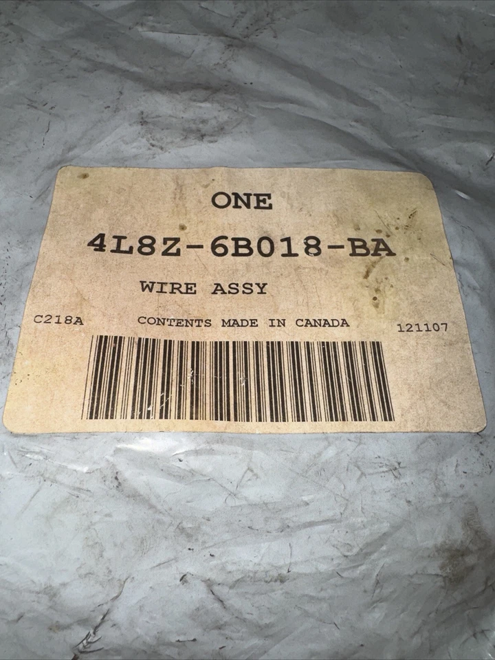 NUEVO COMO NUEVO FABRICANTE ORIGINAL FORD MERCURY 2005 ESCAPE MARINER BLOQUE DE MOTOR CABLEADO TÉRMICO Foto 4 de 4