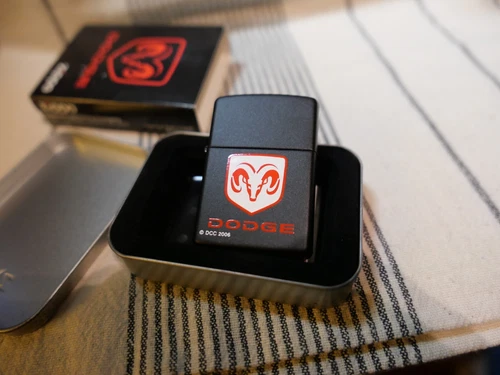 ZIPPO DODGE RAM HEAD LIGHTER 2005