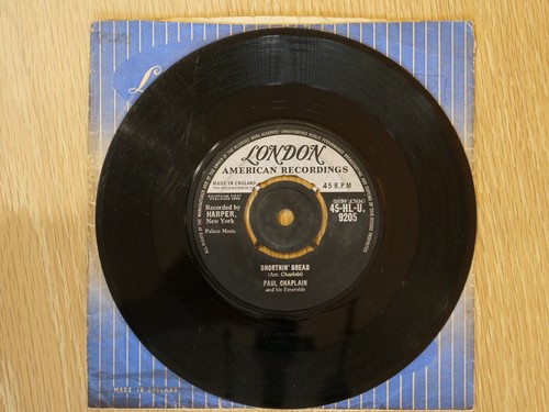 Paul Chaplain And His Emeralds – Shortnin' Bread / Nicotine - 7" 45-HL-U. 9205 - Picture 2 of 3