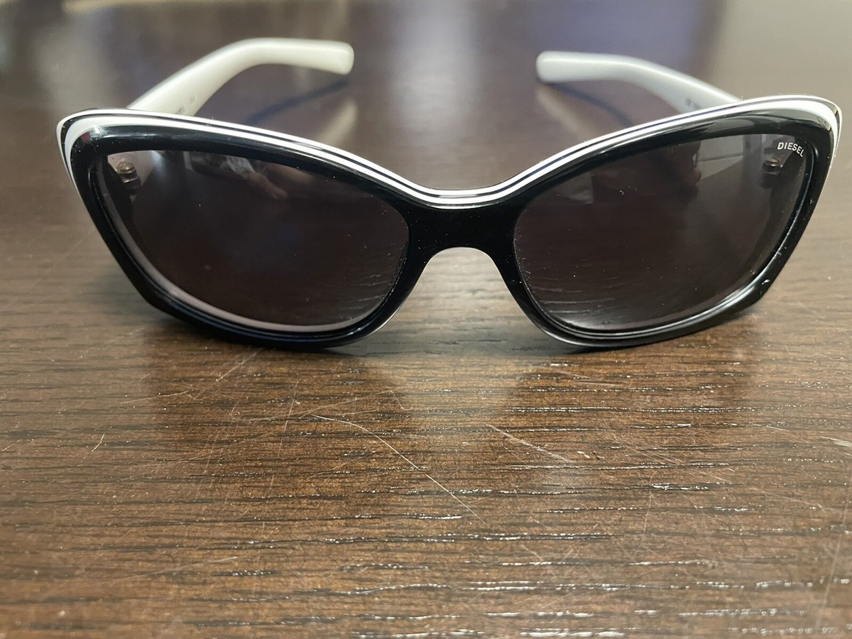 Used￼ Diesel sunglasses 130 05Y6 54[]15 plastic black and 