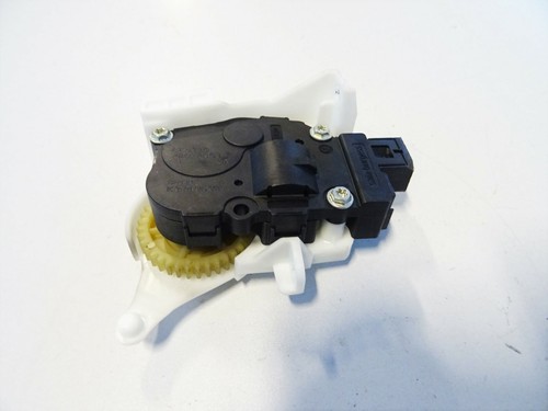 org Audi A5 8T Audi Mercedes Stellmotor Heizung actuator K9749005 28072008CA