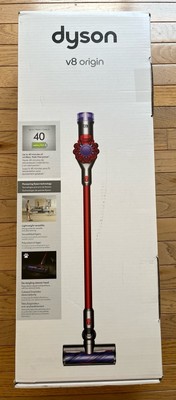 Dyson V8 Origin Stick Vacuum Cleaner SV25 400493-01 Brand New - Free Shipping!