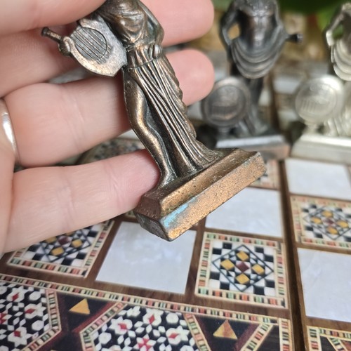 Vintage Greek Mythology Chess Pieces Metal Bronze & Silver Colour Complete - Picture 12 of 22