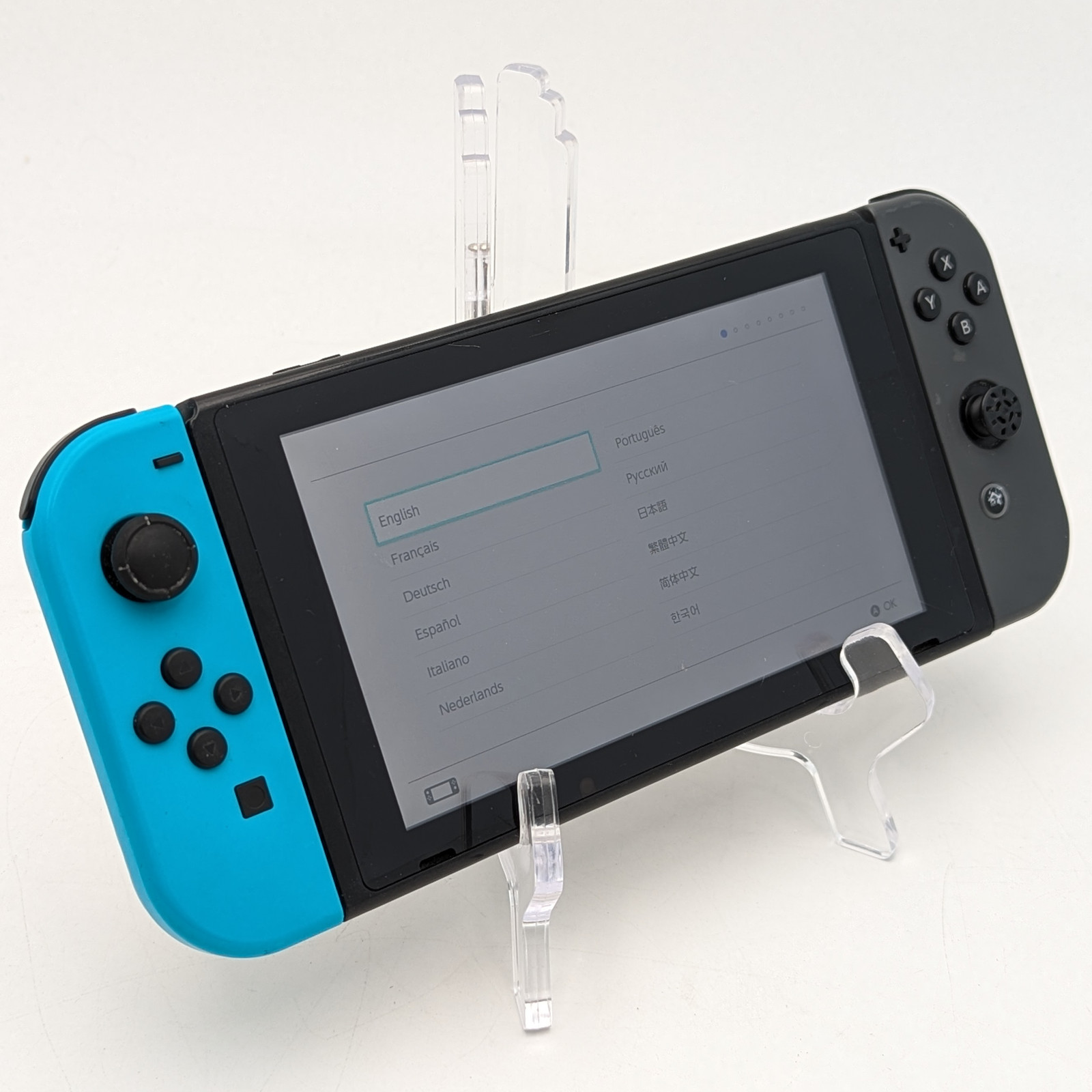 Nintendo Switch Handheld Console w/ Blue & Black Joycons (HAC-001) Black