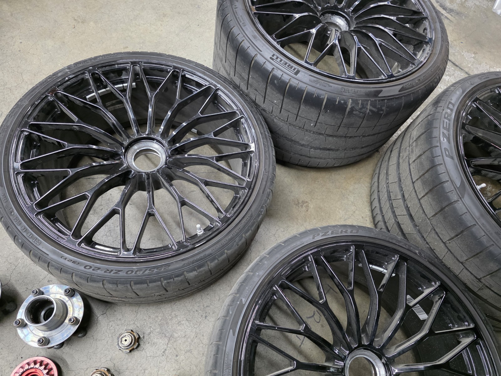 LAMBORGHINI AVENTADOR CENTER LOCK KIT OEM FULL SET S SV SVJ WHEELS 0R8340113 