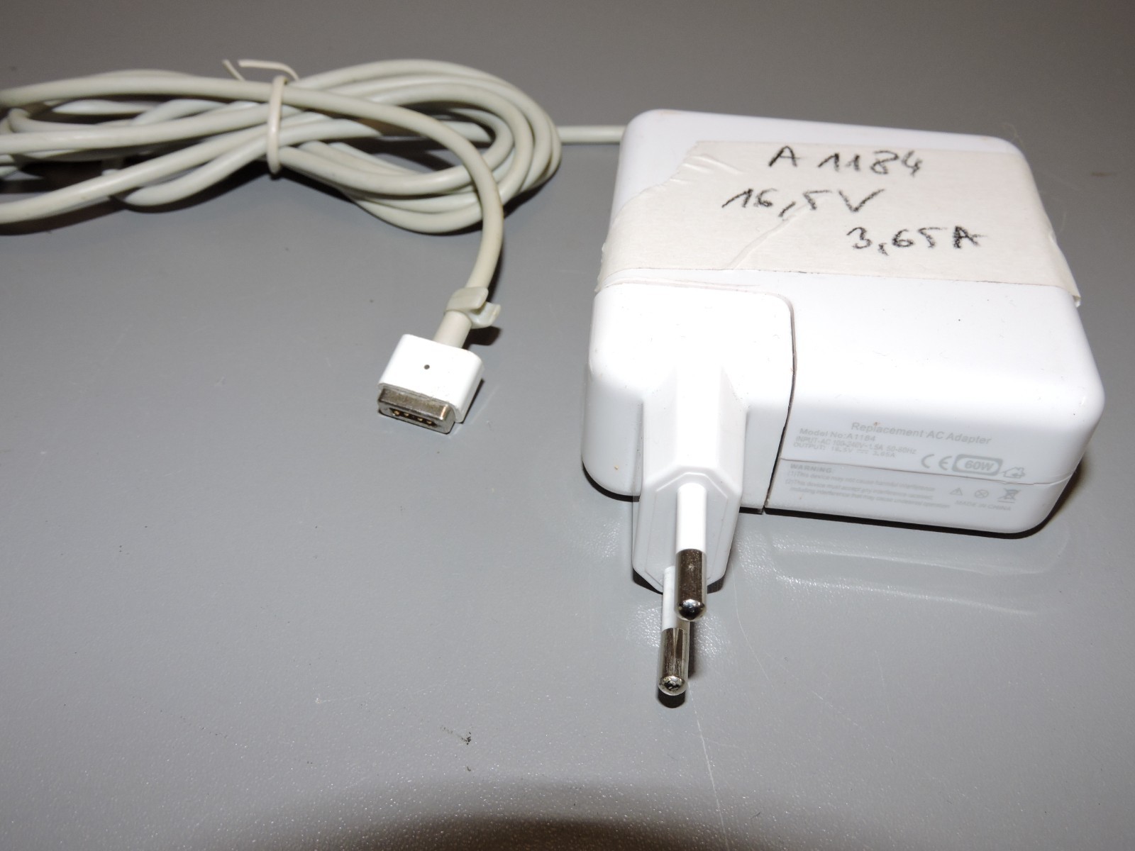 Alimentatore magnetico MacBook 16.5V 60W modello: A1184 foto 2