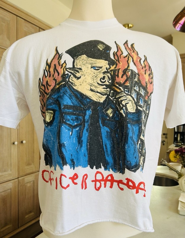 4 Hunnid Officer Bacon Shirt Medium White Tee