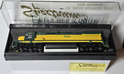 Bachmann Spectrum N Scale Chicago Northwestern C&NW GE Dash 8-40C Diesel #8508