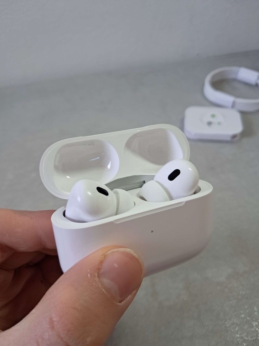 Apple AirPods Pro 2nd Generation with MagSafe Wireless Charging
