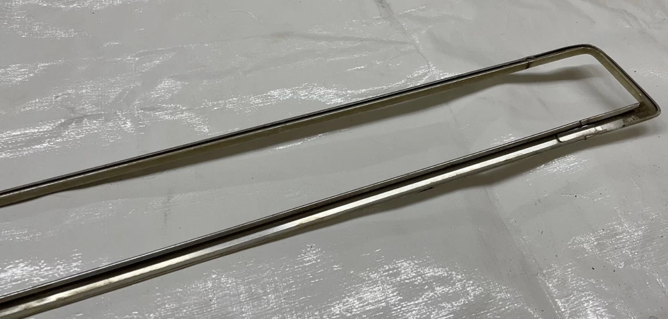 Mopar B 1969 carrocería maletero moldura Plymouth cubierta tapa aluminio moldura panel Foto 4 de 4