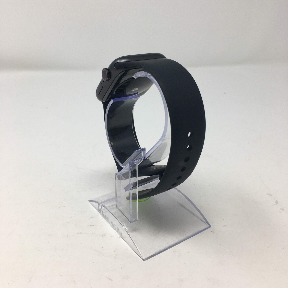 Unlocked Apple Watch SE 1st Gen 44MM Black Aluminum Black Unlocked Apple Watch SE 1st Gen 44MM Black Aluminum Black