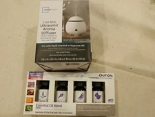 MAINSTAYS AROMA DIFFUSER + 4-PACK Better Homes Gardens Essential Oils 15ml