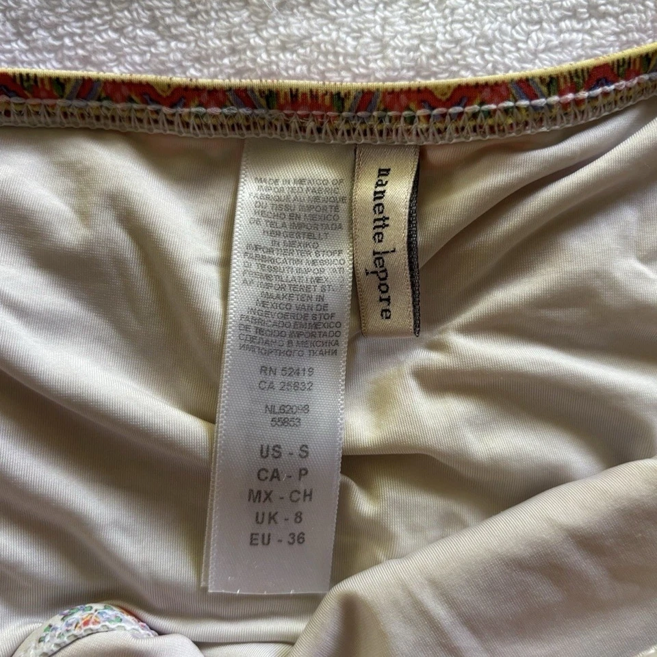 Biquíni de natação Nanette Lepore pequeno estampa paisley com cadarço parte superior - Imagem 4 de 4