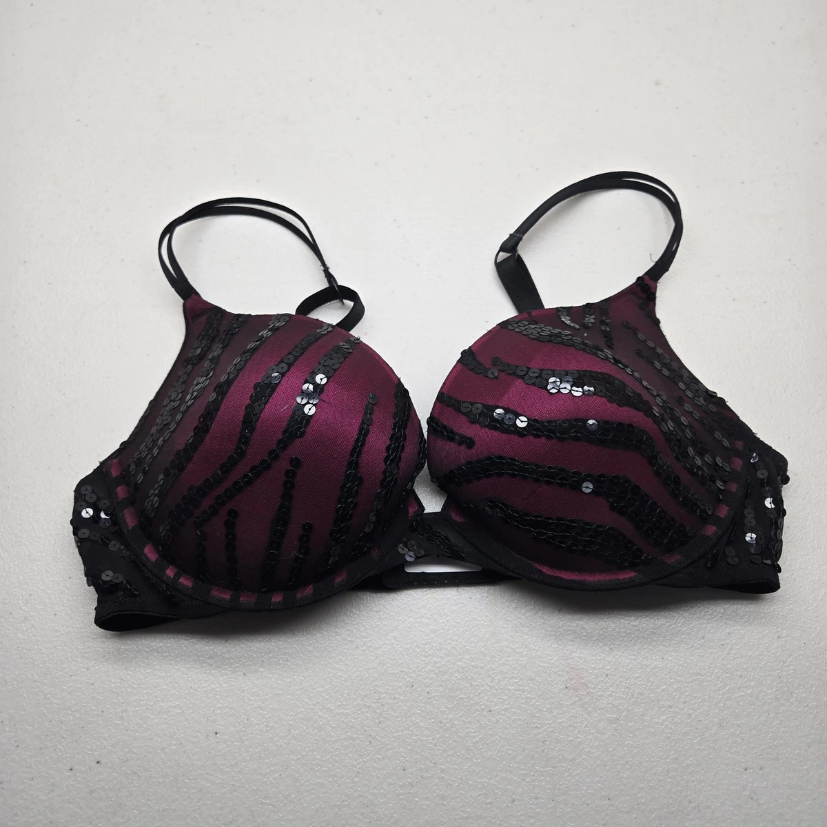 Acquista Reggiseno push-up in pizzo, Bianco Cocco -Ordina Bras online- Victoria's Secret Acquista Reggiseno push-up in pizzo, Bianco Cocco -Ordina Bras online- Victoria's Secret
