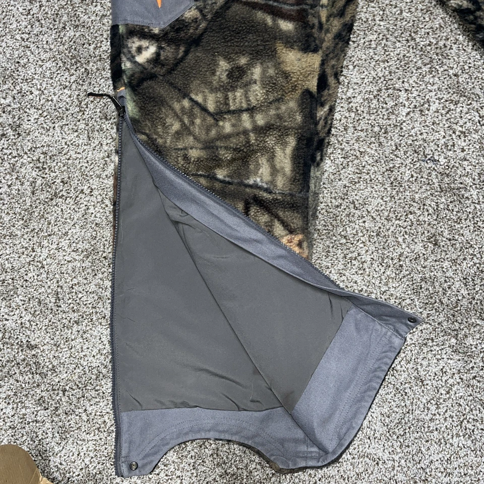 Nomad Adj. Suspender Fleece Camo Zip To Knee Pants w/ Cargo Pockets Sz Med - Image 2 of 4