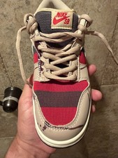 Size 7.5 W - Nike Dunk Pro SB Low Freddy Krueger