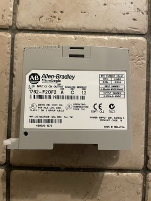 Allen Bradley 1762-IF20F2 A C 1.2 2 Channel Input/output Analog Module