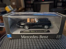 New-Ray City Cruiser Mercedes Benz 300S Roadster 1:43 Boxed