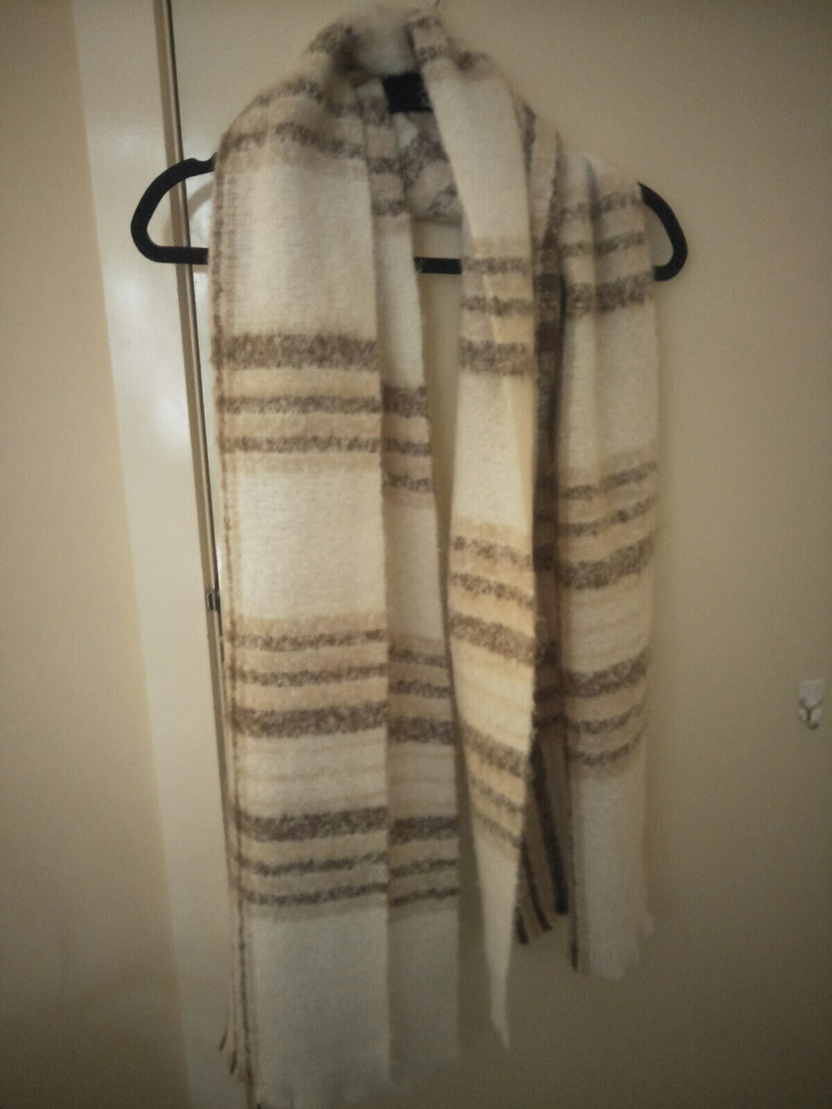 Oversize Women Sportsgirl Pashmina Long Scarf Head Wrap or Bed throw AU