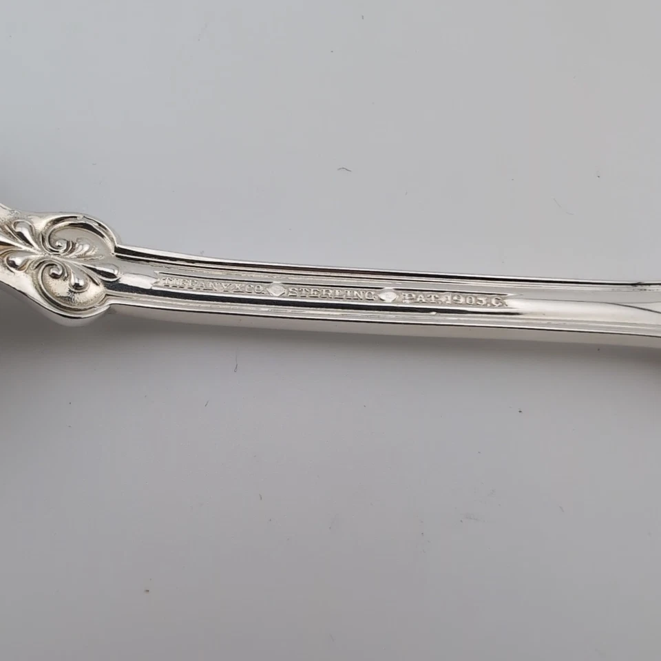 Tiffany Shell & Thread Sterling Silver Oval Soup Spoon - 7 1/8" - No Monogram - Image 3 of 3