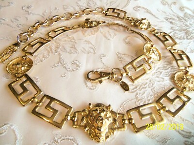 Vintage Made in Korea signed Gold plated Lion Belt Beautiful  display picture 1