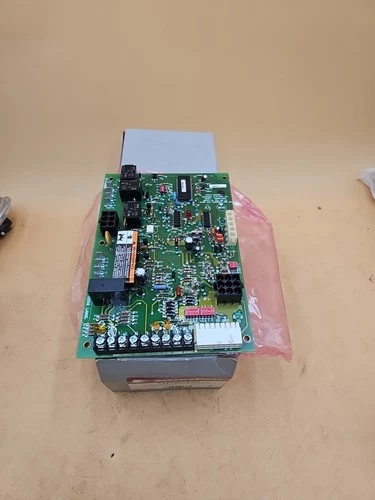 White Rodgers Emerson Trane  50A61-605 Circuit Board. CNT02536