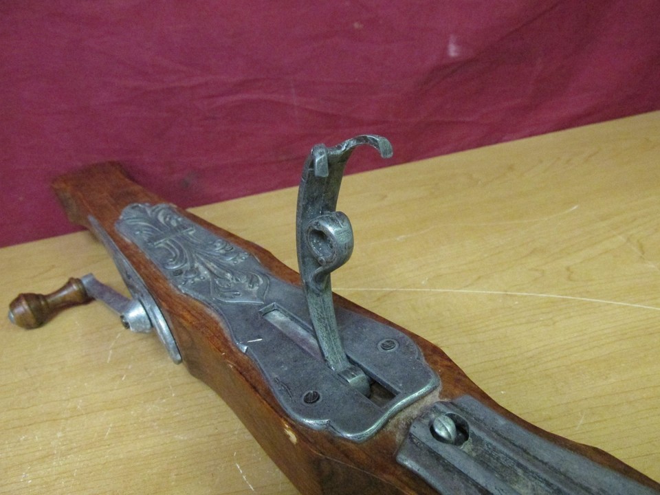 Medieval Wood/Metal Crossbow 26